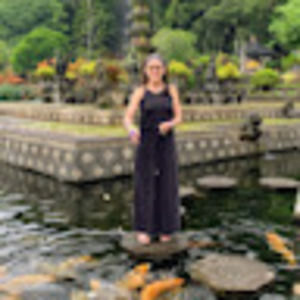 Meet your Posher, Sandy